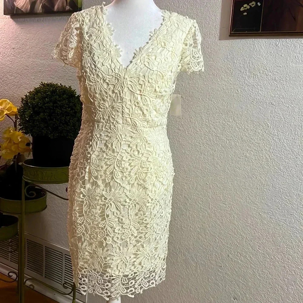 Entro white lace dress M
